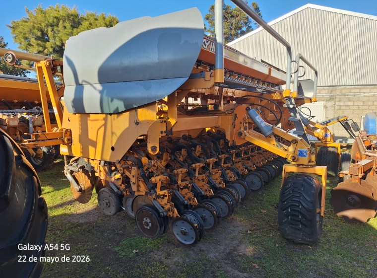 Sembradora Agrometal MXY II 31-21 #6354, año 2009