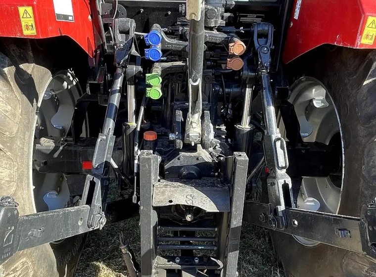 Tractor Case Farmall 110 M, año 2024