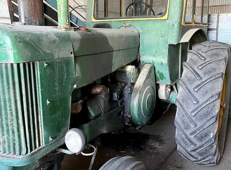 Tractor John Deere 730, año 1
