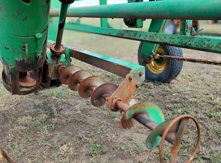 Extractora de cereales Eisen EG200, año 1