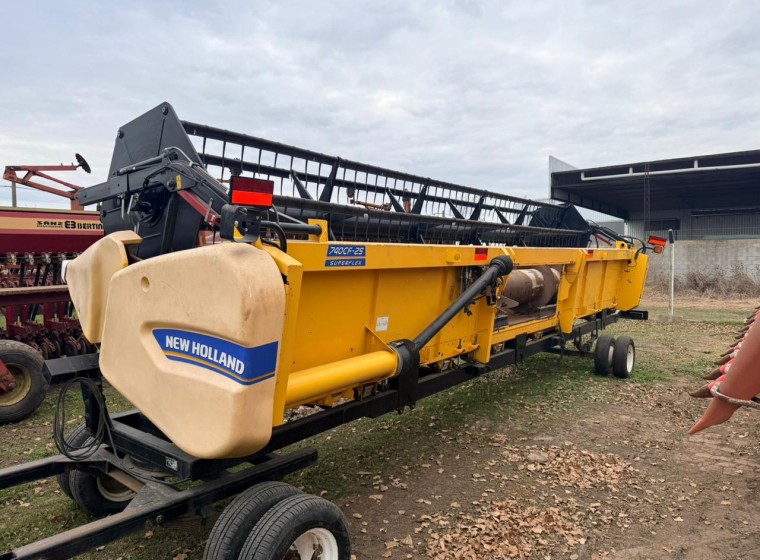 Cabezal New Holland 25 pies, año 2019