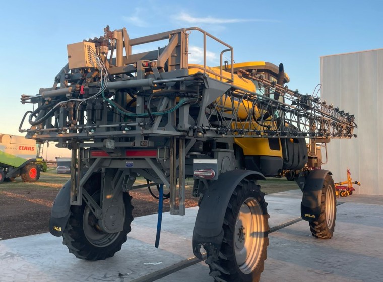 Pulverizadora Pla 3300, año 1