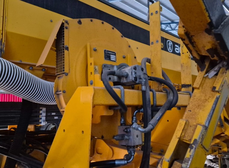 Sembradora Agrometal TX Mega 2252, año 2020