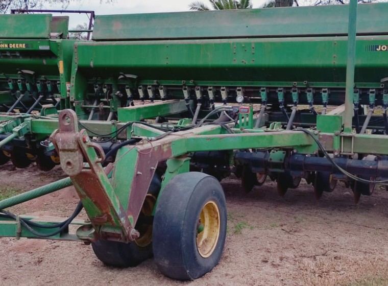 Sembradora John Deere 750 1921, año 1998