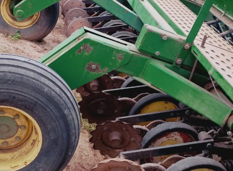 Sembradora John Deere 750 1921, año 1998