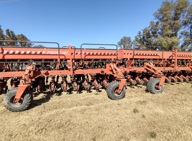Sembradora Fercam GN3 2452, año 2014