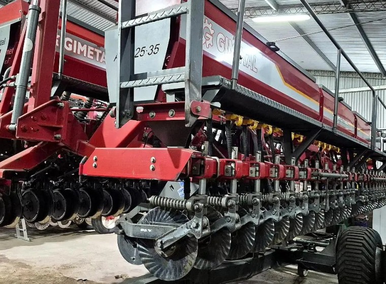 Sembradora Gimetal ATR 2535, año 2017