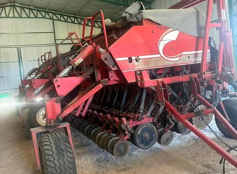 Sembradora Crucianelli Pionera 5517, año 2014
