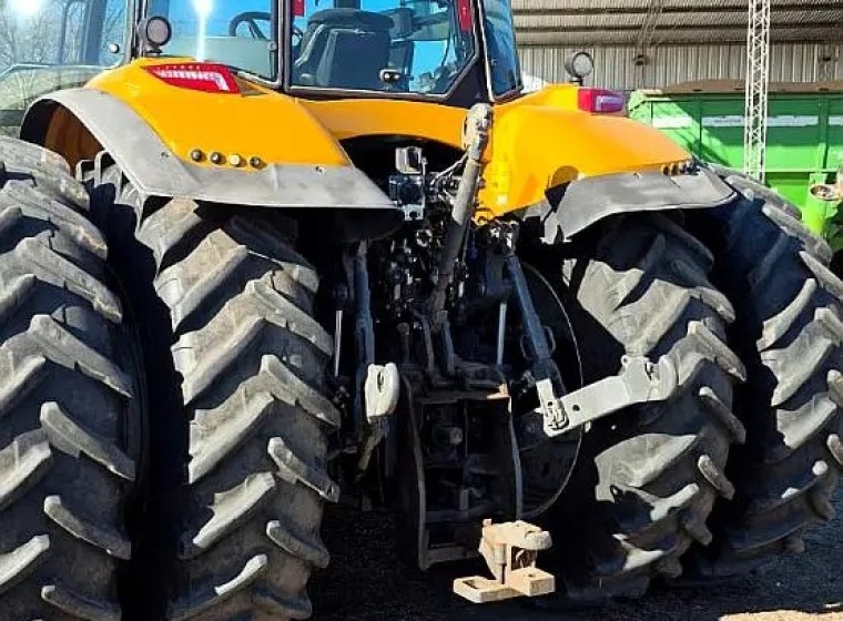 Tractor Valtra T 250, año 2019