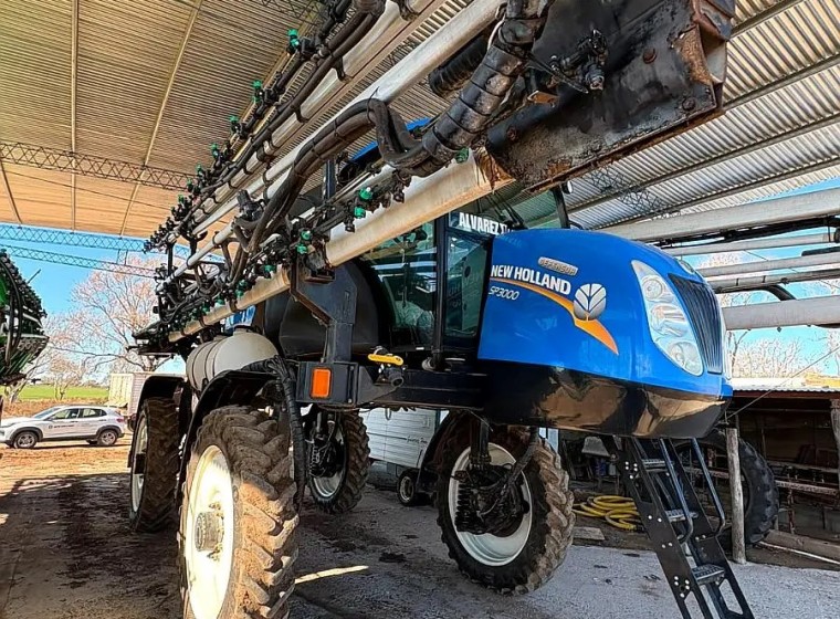 Pulverizadora New Holland SP 3000, año 2023