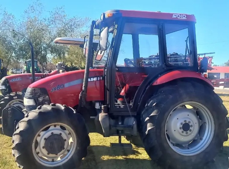 Tractor Case JX 80, año 2010