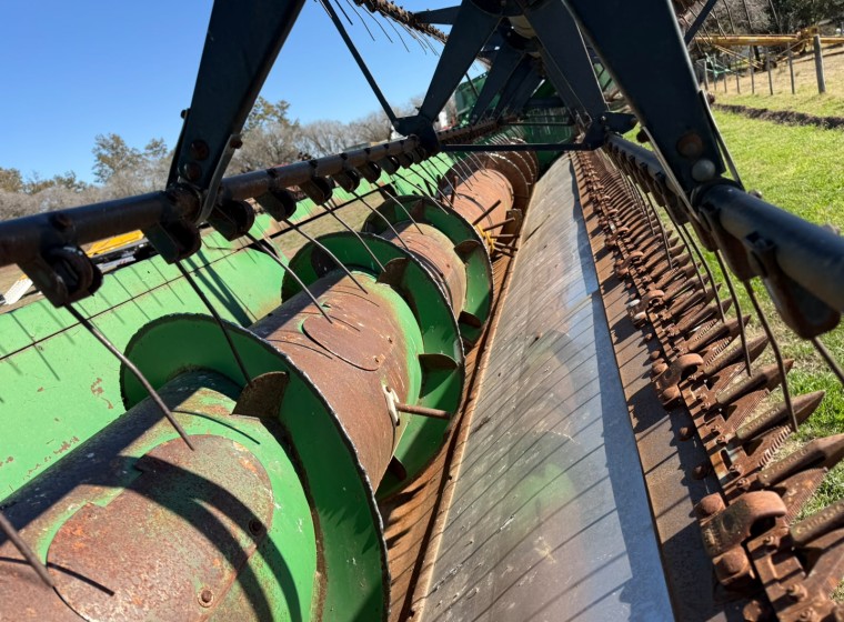 Cosechadora John Deere 1175, año 2005