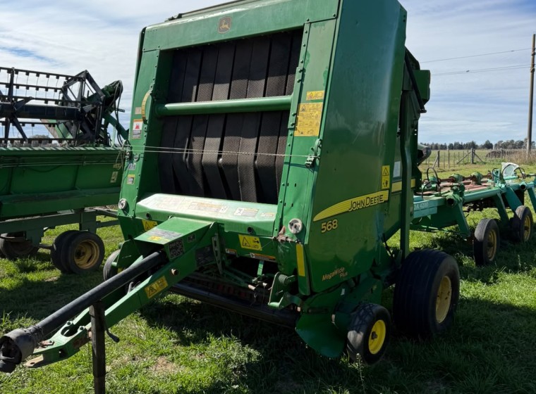 Rotoenfardadora John Deere 568, año 2011