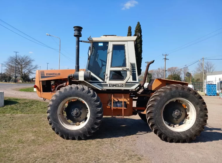 Tractor Zanello 450, año 1988