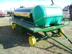 Acoplado tanque combinado