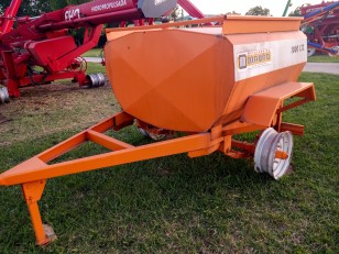 Acoplado tanque Mauro 1.000lts