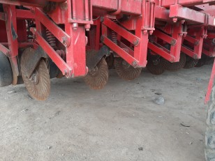 Sembradora Crucianelli Gringa V
