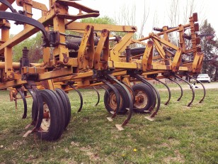 Cultivador de campo Dan Car 5,50 mts