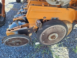 Sembradora Agrometal TX Mega 2235