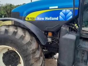 Tractor New Holland TM7020