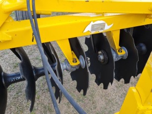 Rastras de disco Tatu ATCRL 6009