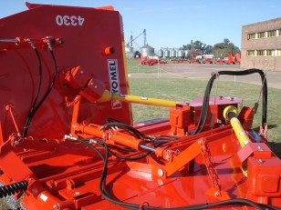 Desmalezadora Yomel 4330