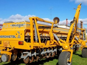 Sembradora TX Mega 1935