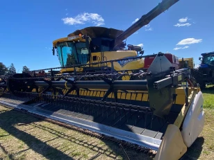 Cosechadora New Holland CR 8.90