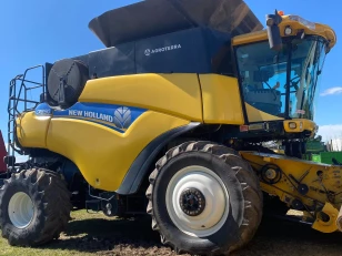 Cosechadora New Holland CR 8.90