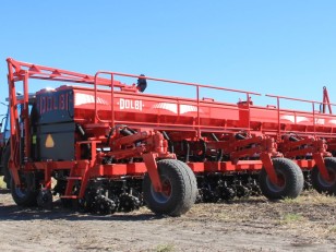 Sembradora DOLBI AX 4100