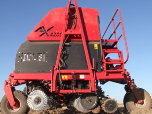 Sembradora AX 4200 Dolbi