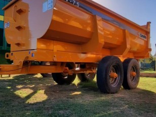 Batea volcadora de arrastre Comofra BV-7