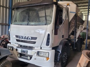 Camion Iveco 17E220