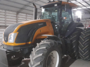 Tractor Valtra BT150