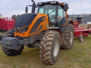Tractor VALTRA BH154