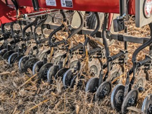 Fertilizadora ROW6000 Syra