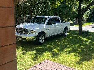 Vehiculo Dodge RAM 1500