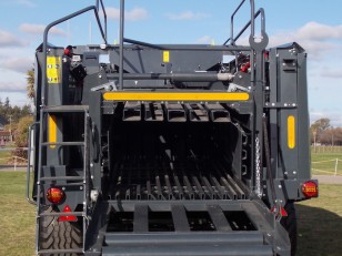 Rotoenfardadora Mega Tigra 1270 HD Yomel