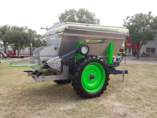 Fertilizadora Proton 4500