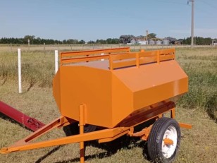 Acoplado tanque 1000 lts