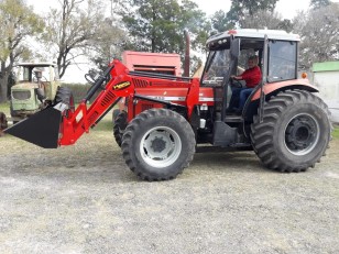 Pala Frontal Kafu K-1600 con paralelogra