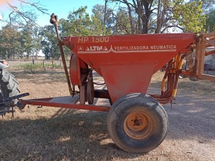 Fertilizadora Neumática Altina usada, mo