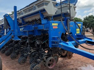 Sembradora New Holland TT 32