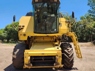 Cosechadora New Holland