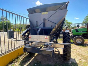 Fertilizadora Quasar 3700 Bernardin nuev