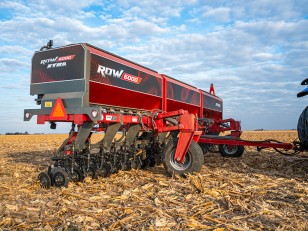 Fertilizadora ROW6000 Syra