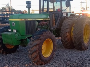 Tractor John Deere 3550 año 1996