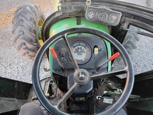 Tractor John Deere 3550 año 1996