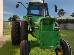 Tractor John Deere 4420