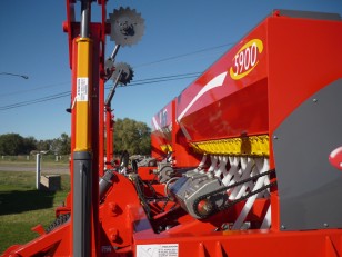 Sembradora Juber 5900
